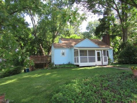 1327 Chelton Drive Kent OH 44240