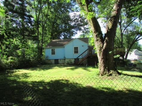 1327 Chelton Drive Kent OH 44240