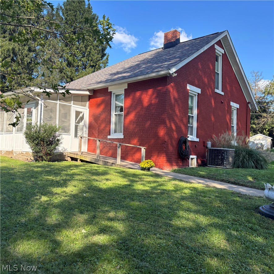 1371 Mitchell Avenue Zanesville OH 43701