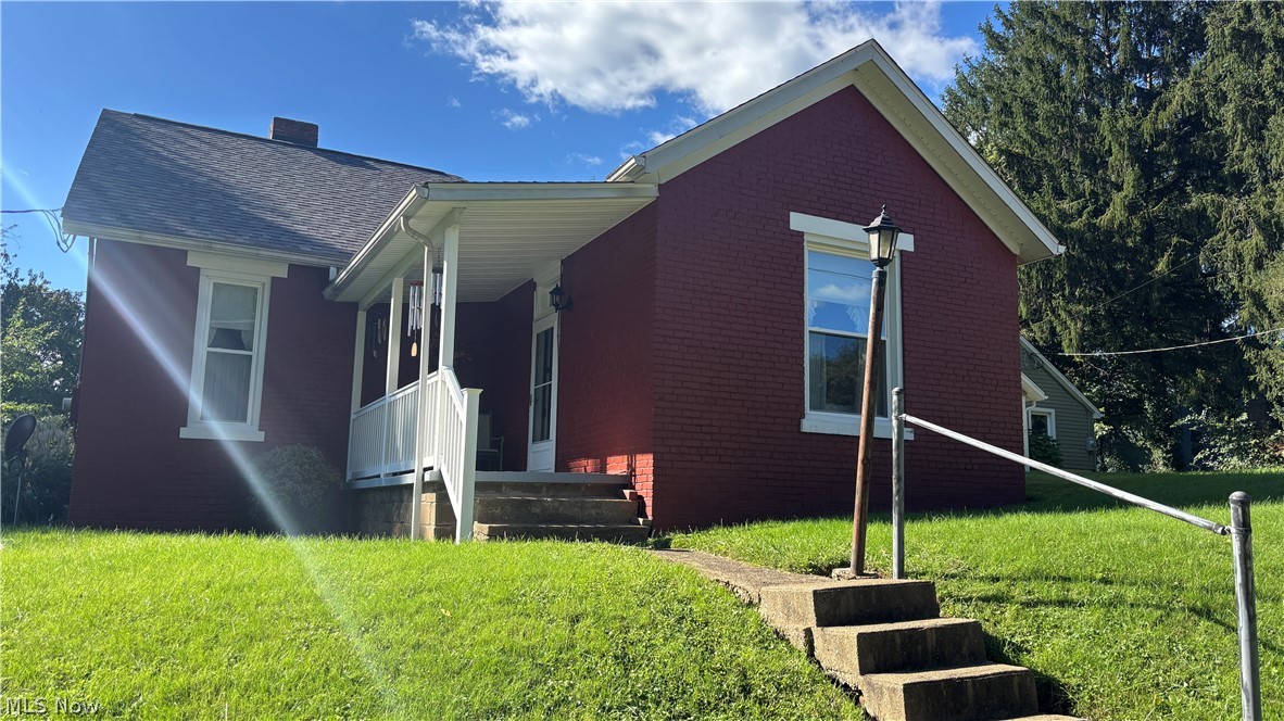 1371 Mitchell Avenue Zanesville OH 43701