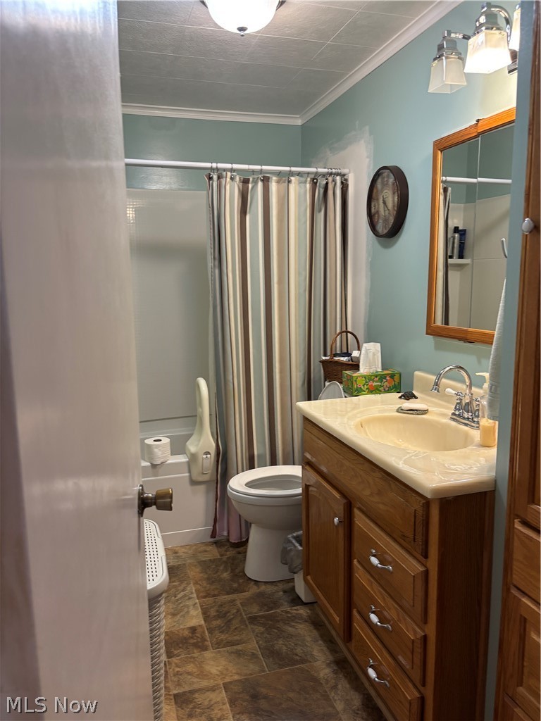 1371 Mitchell Avenue Zanesville OH 43701