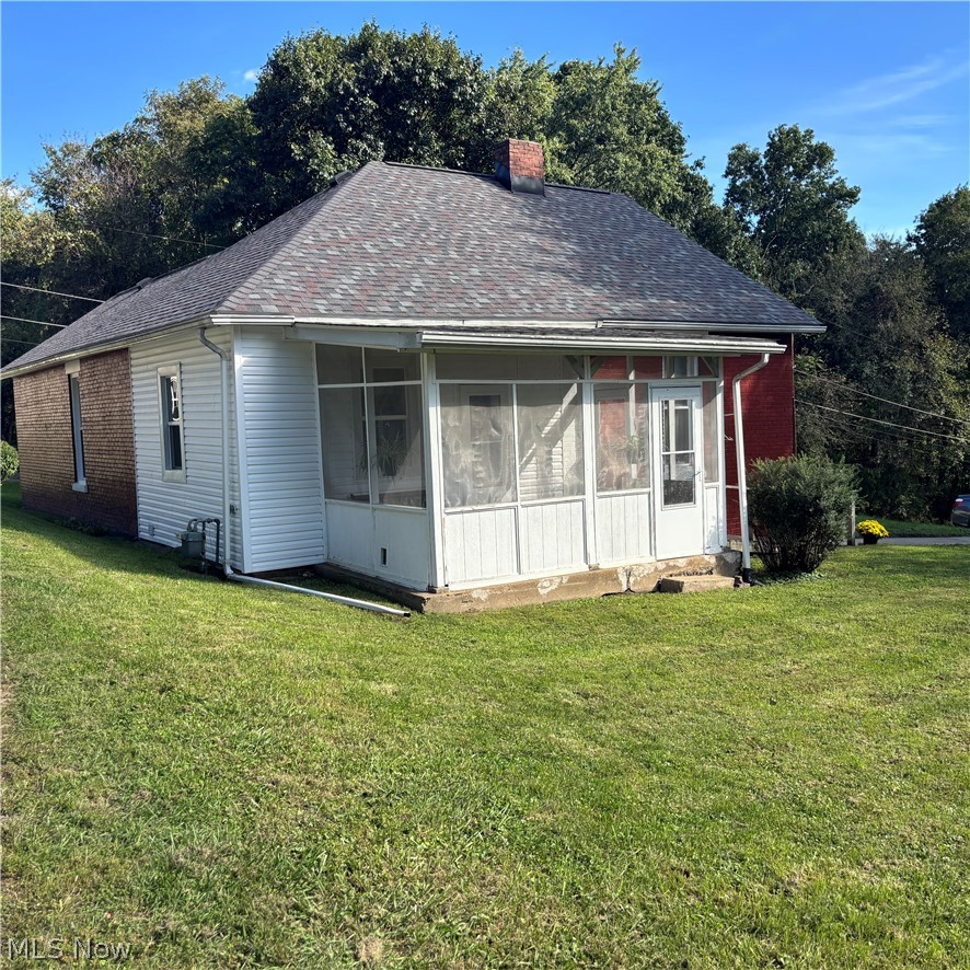 1371 Mitchell Avenue Zanesville OH 43701