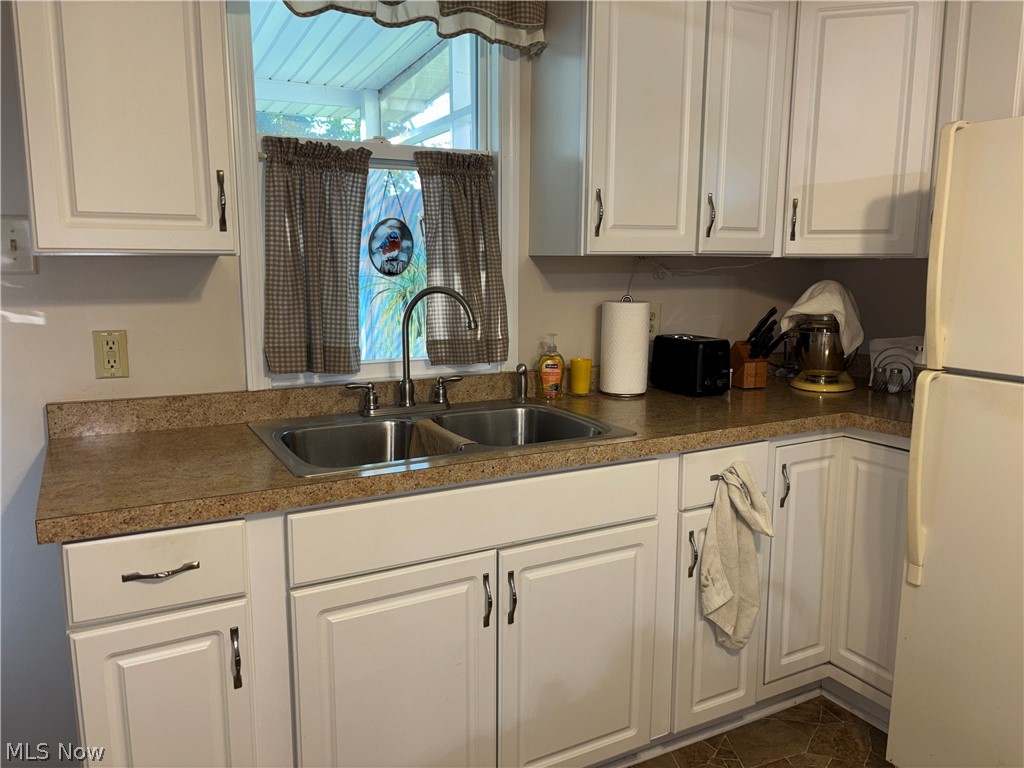 1371 Mitchell Avenue Zanesville OH 43701