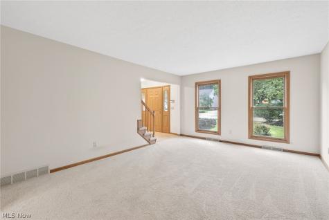5532 Quail Run North Olmsted OH 44070