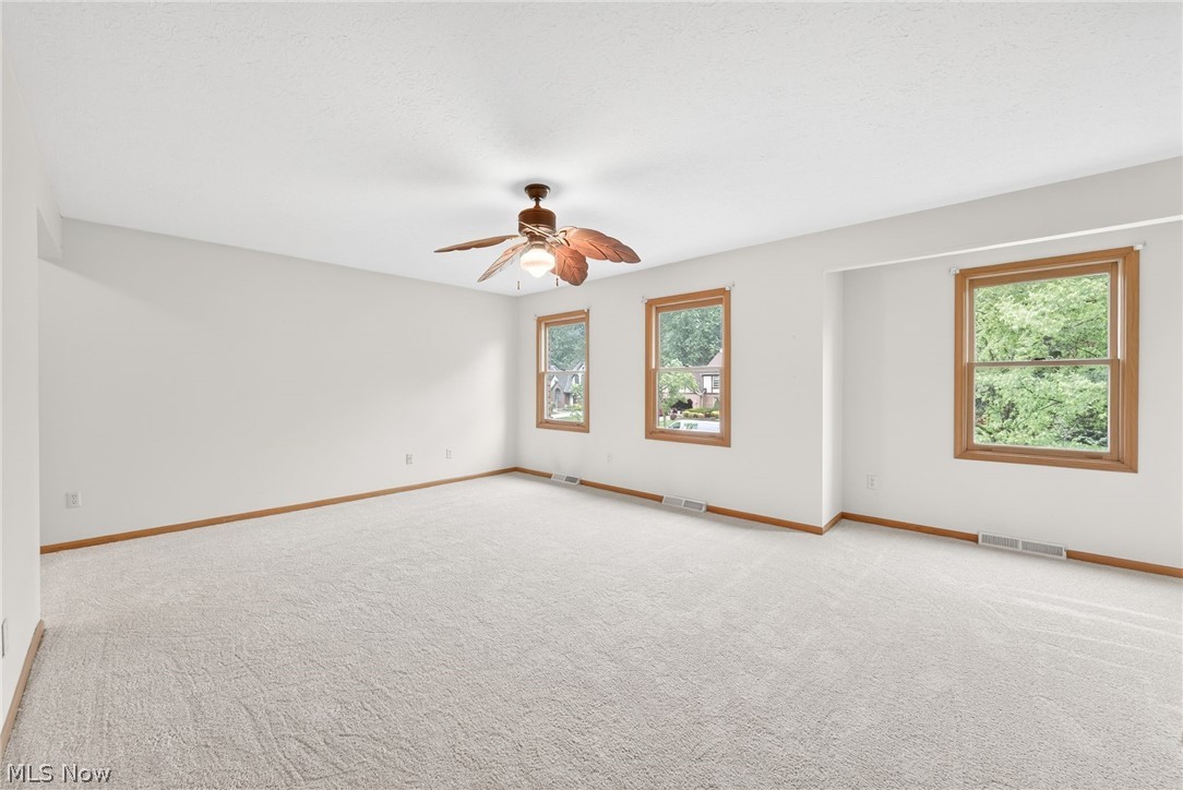 5532 Quail Run North Olmsted OH 44070