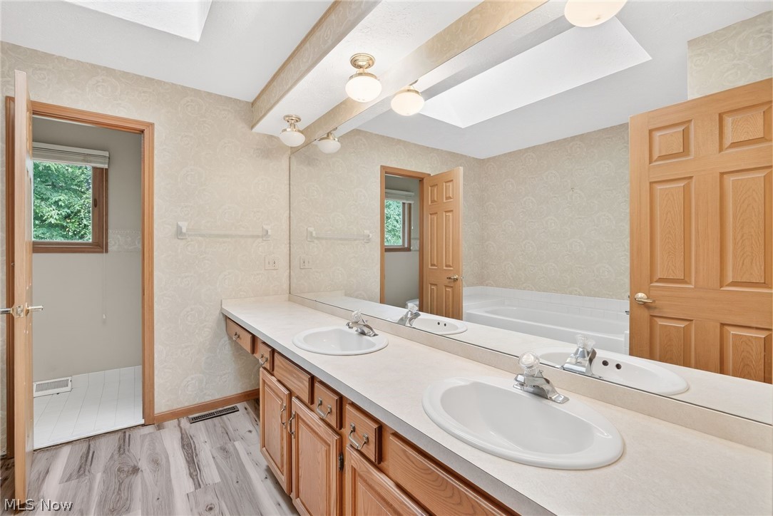 5532 Quail Run North Olmsted OH 44070