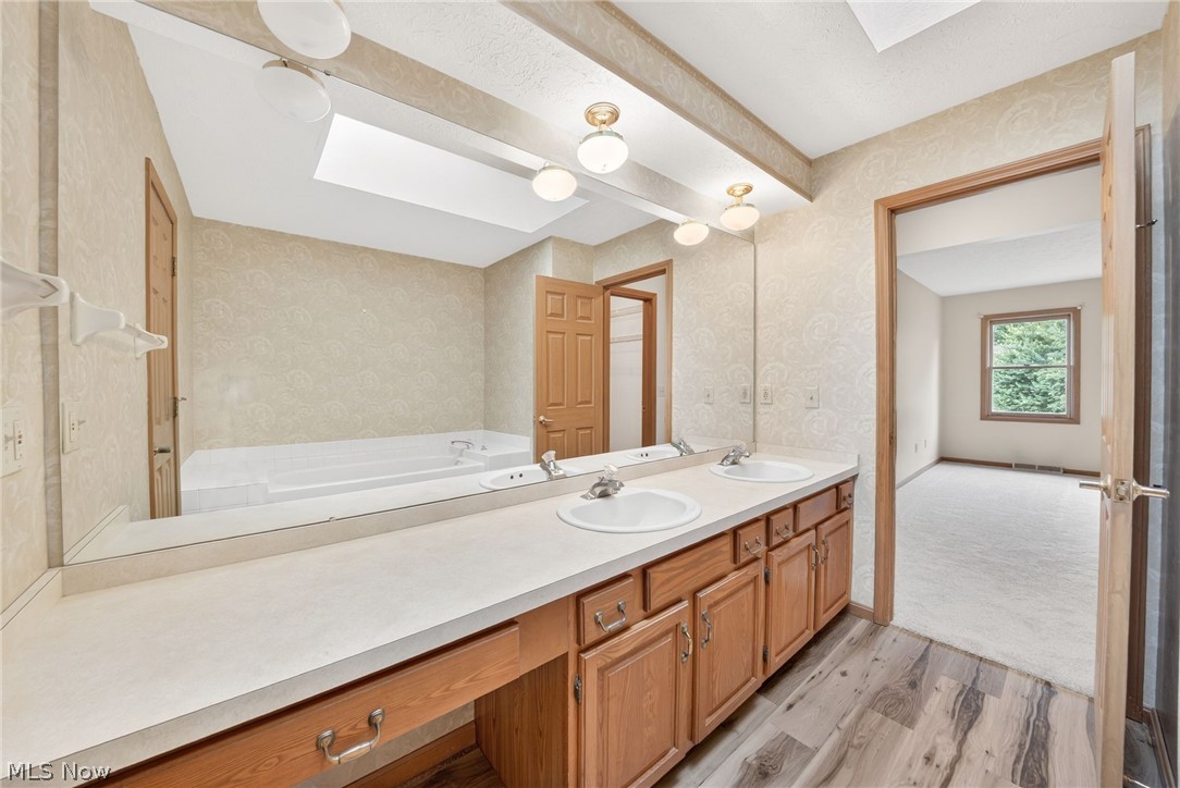 5532 Quail Run North Olmsted OH 44070