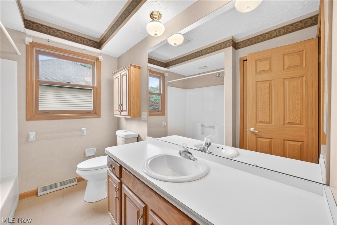5532 Quail Run North Olmsted OH 44070