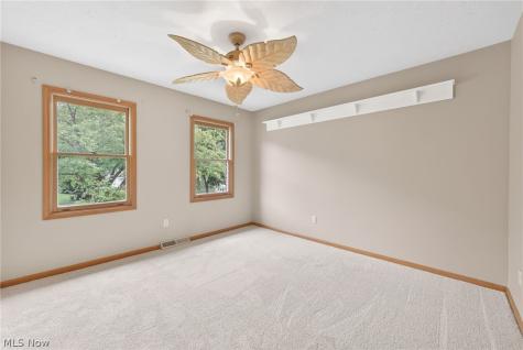 5532 Quail Run North Olmsted OH 44070