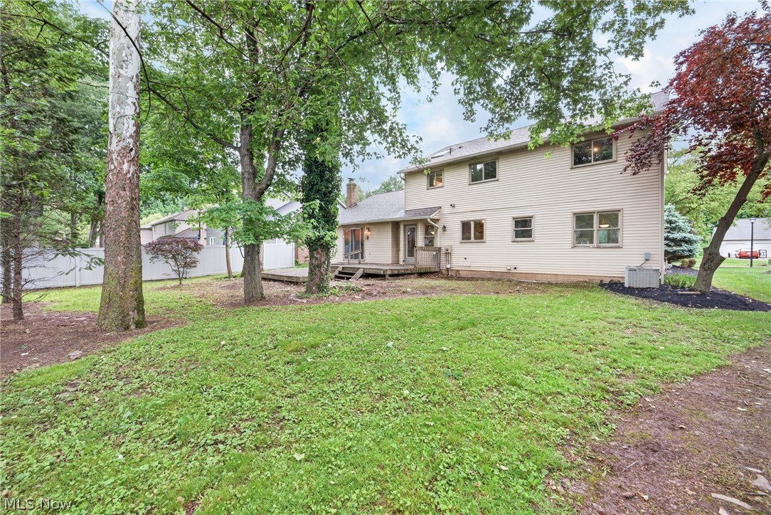 5532 Quail Run North Olmsted OH 44070