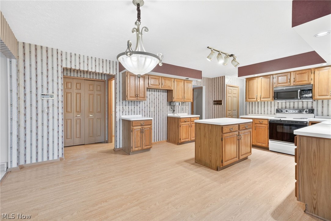 5532 Quail Run North Olmsted OH 44070