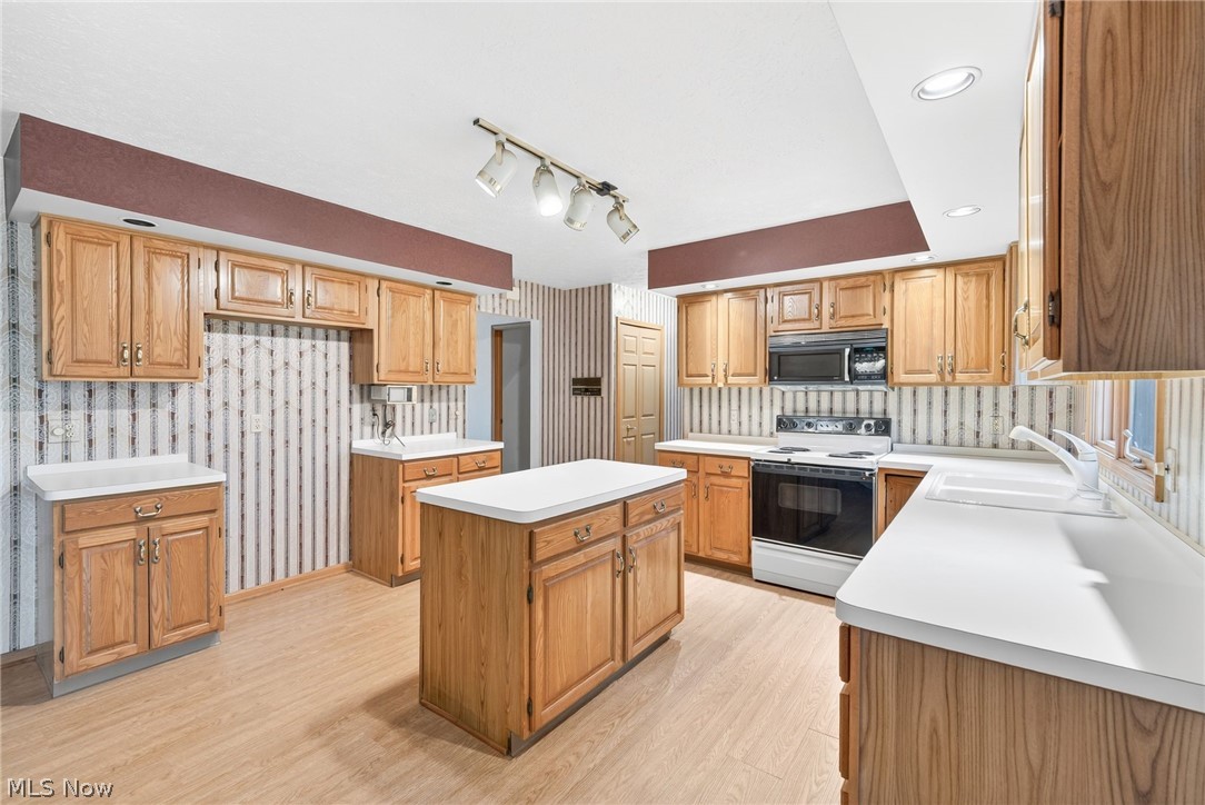 5532 Quail Run North Olmsted OH 44070