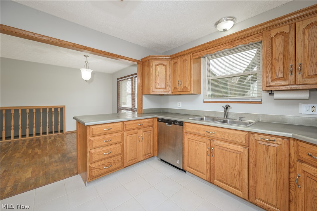 6860 Beridge Street Louisville OH 44641