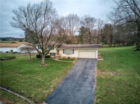 6860 Beridge Street Louisville OH 44641