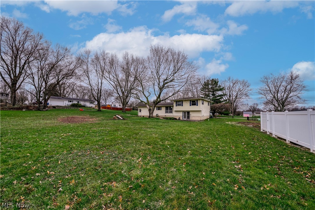 6860 Beridge Street Louisville OH 44641