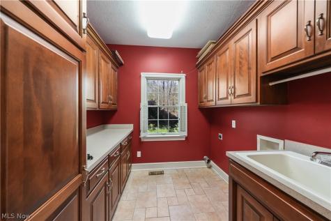 875 Cascades Drive Aurora OH 44202