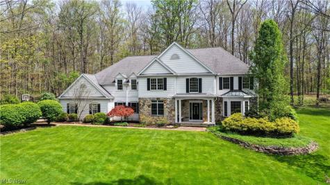 875 Cascades Drive Aurora OH 44202