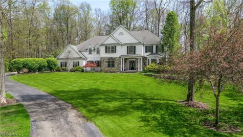 875 Cascades Drive Aurora OH 44202