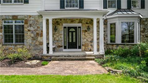 875 Cascades Drive Aurora OH 44202