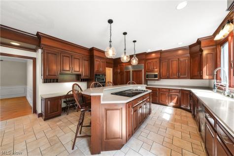 875 Cascades Drive Aurora OH 44202