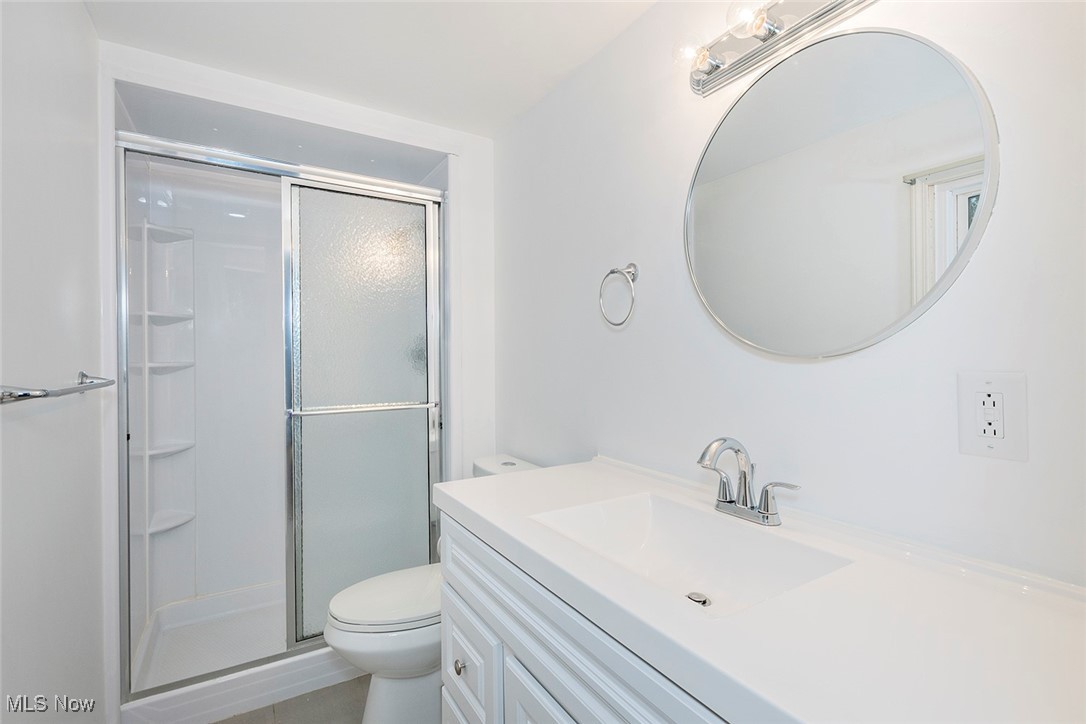 16860 Snyder Road Chagrin Falls OH 44023