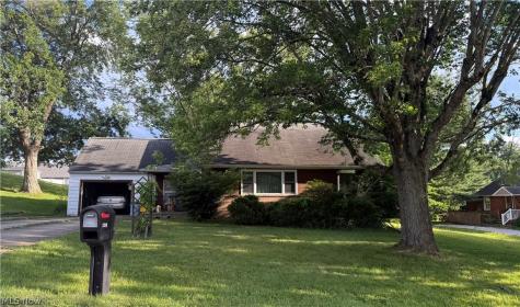 3314 Lee Street NW North Canton OH 44720