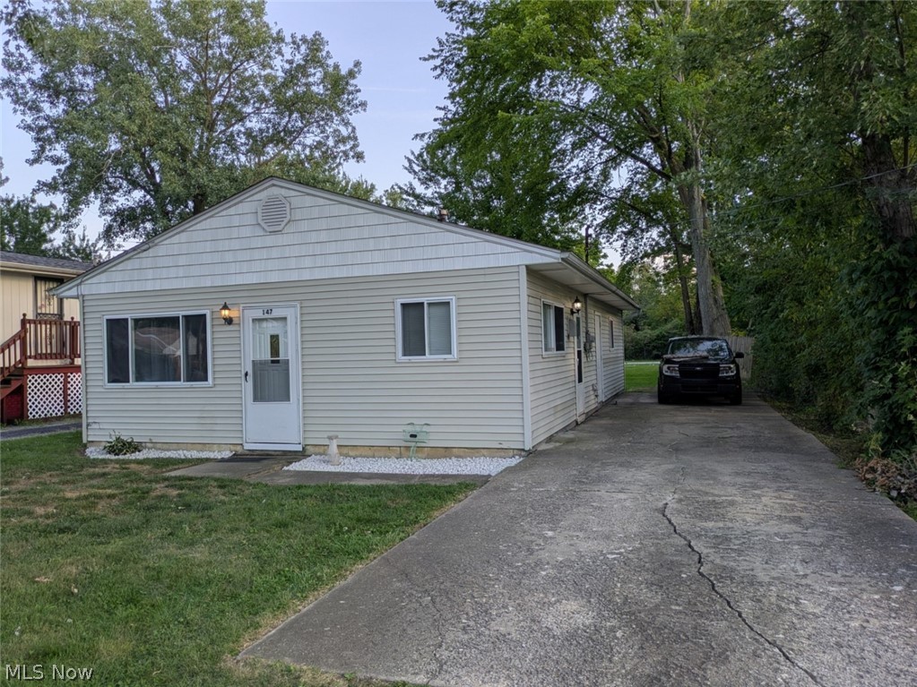 147 Morgan Avenue Elyria OH 44035