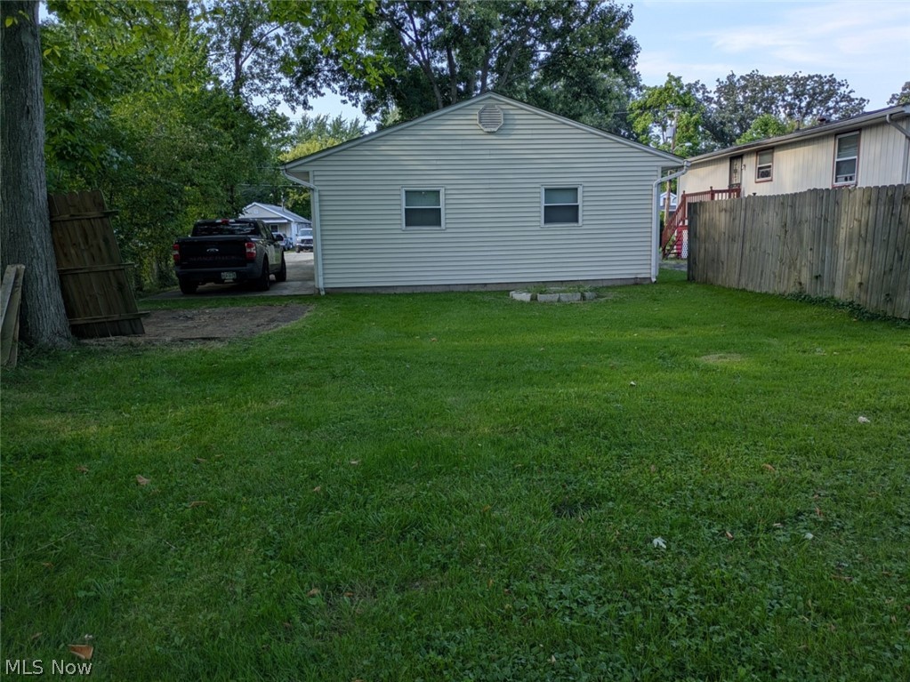 147 Morgan Avenue Elyria OH 44035