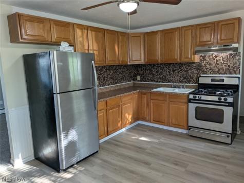 147 Morgan Avenue Elyria OH 44035