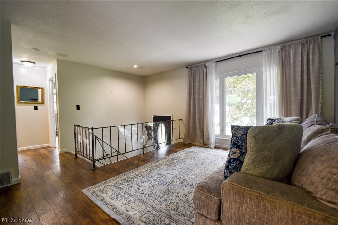 502 Roosevelt Drive Geneva OH 44041