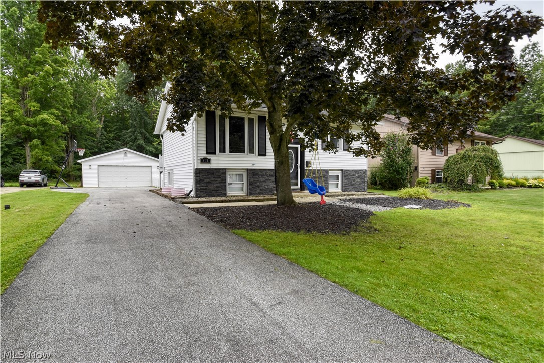 502 Roosevelt Drive Geneva OH 44041