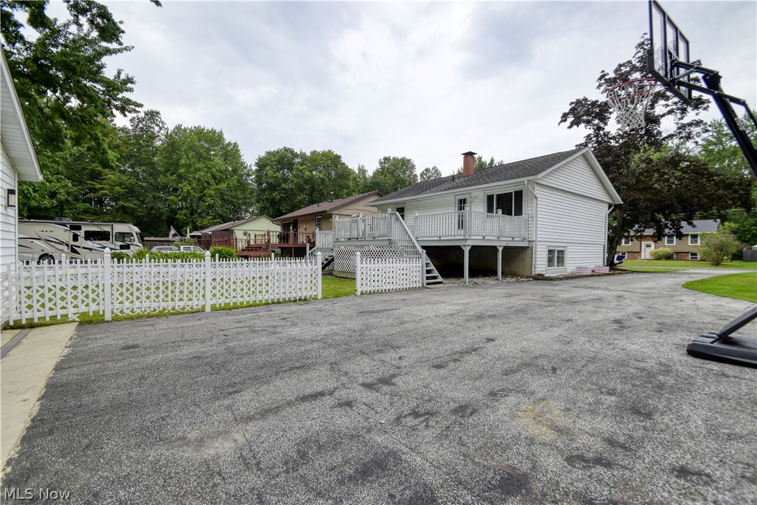 502 Roosevelt Drive Geneva OH 44041