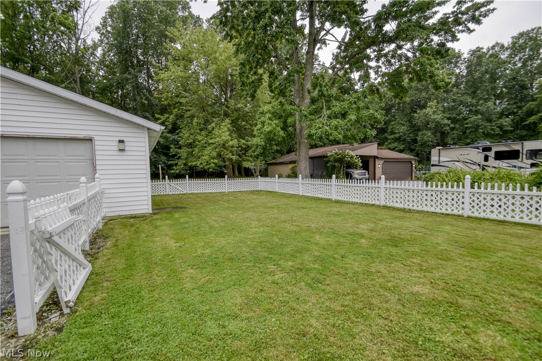 502 Roosevelt Drive Geneva OH 44041
