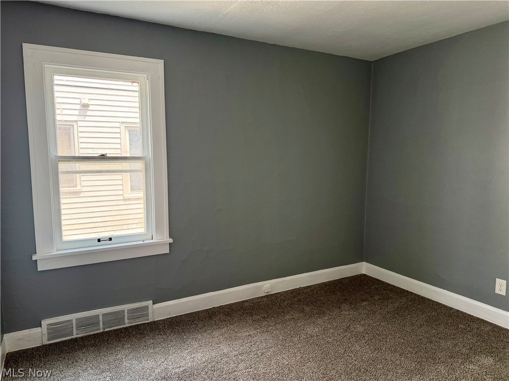 3849 W 136th Street Cleveland OH 44111