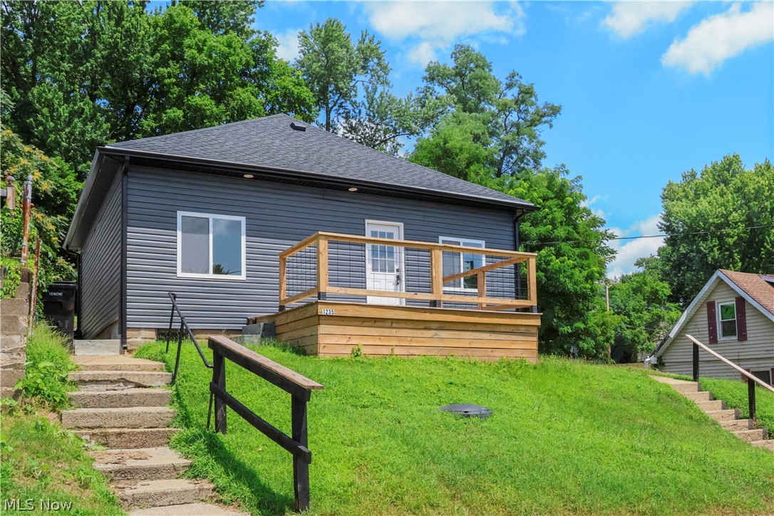 1235 Swingle Street Zanesville OH 43701