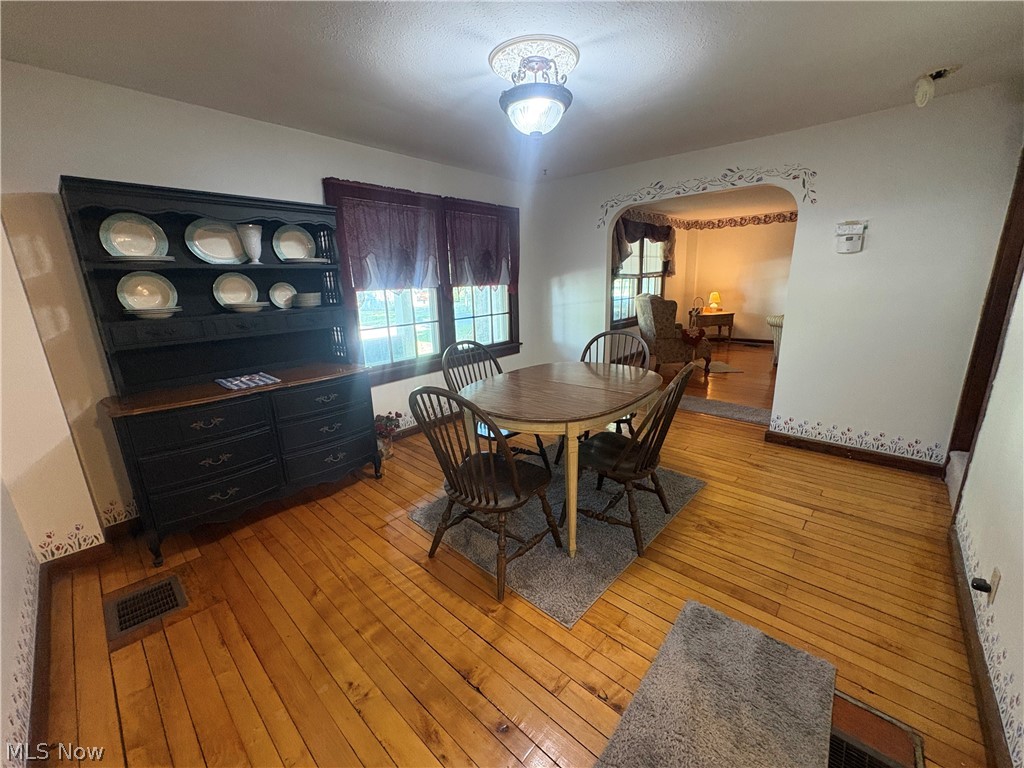2848 Liberty Street Rock Creek OH 44084