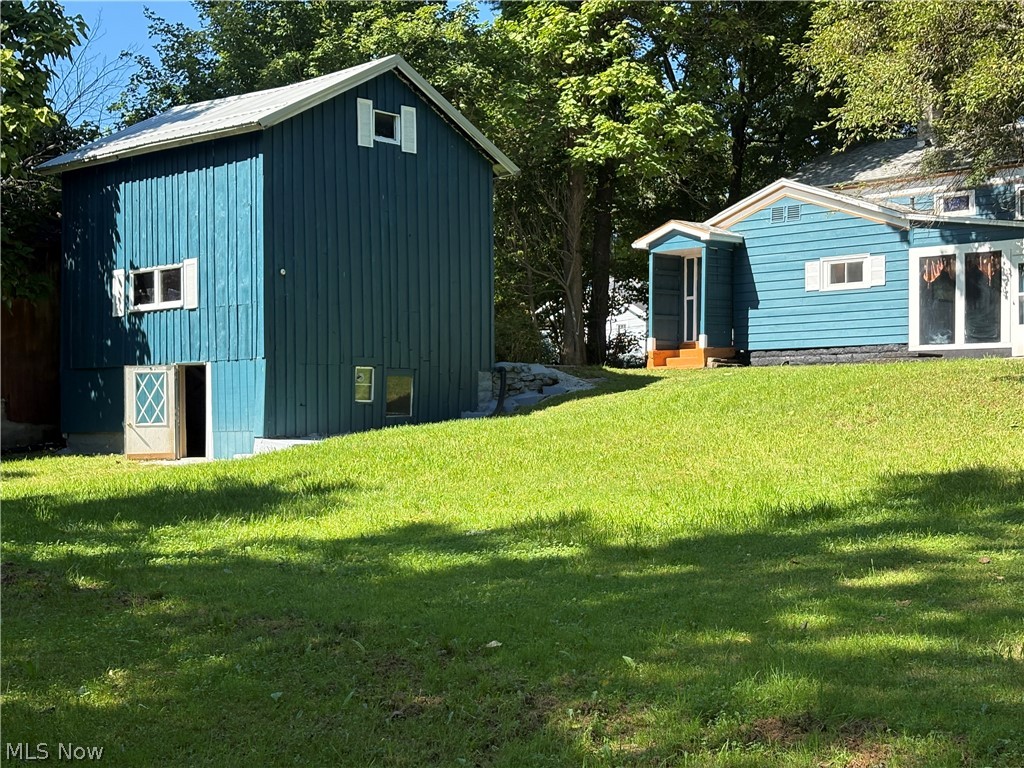 2848 Liberty Street Rock Creek OH 44084