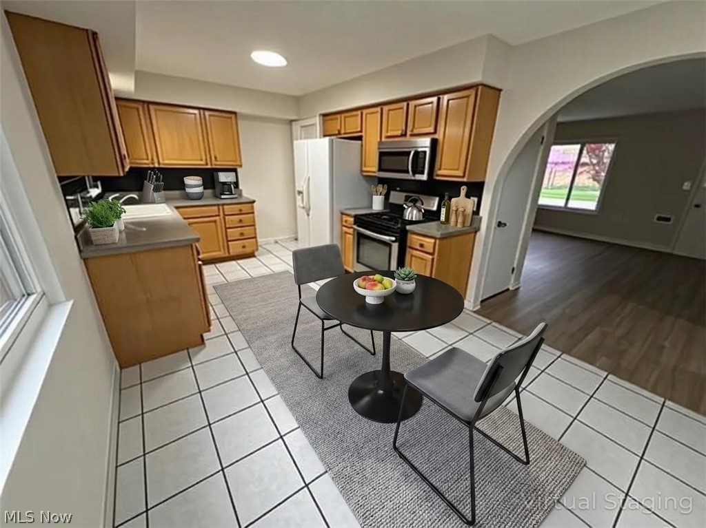 948 Bern Avenue Cleveland OH 44109