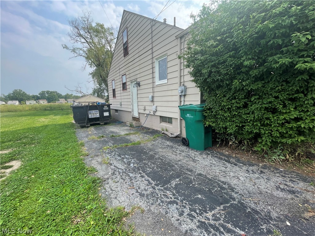 72 Meadowbrook Avenue Boardman OH 44512
