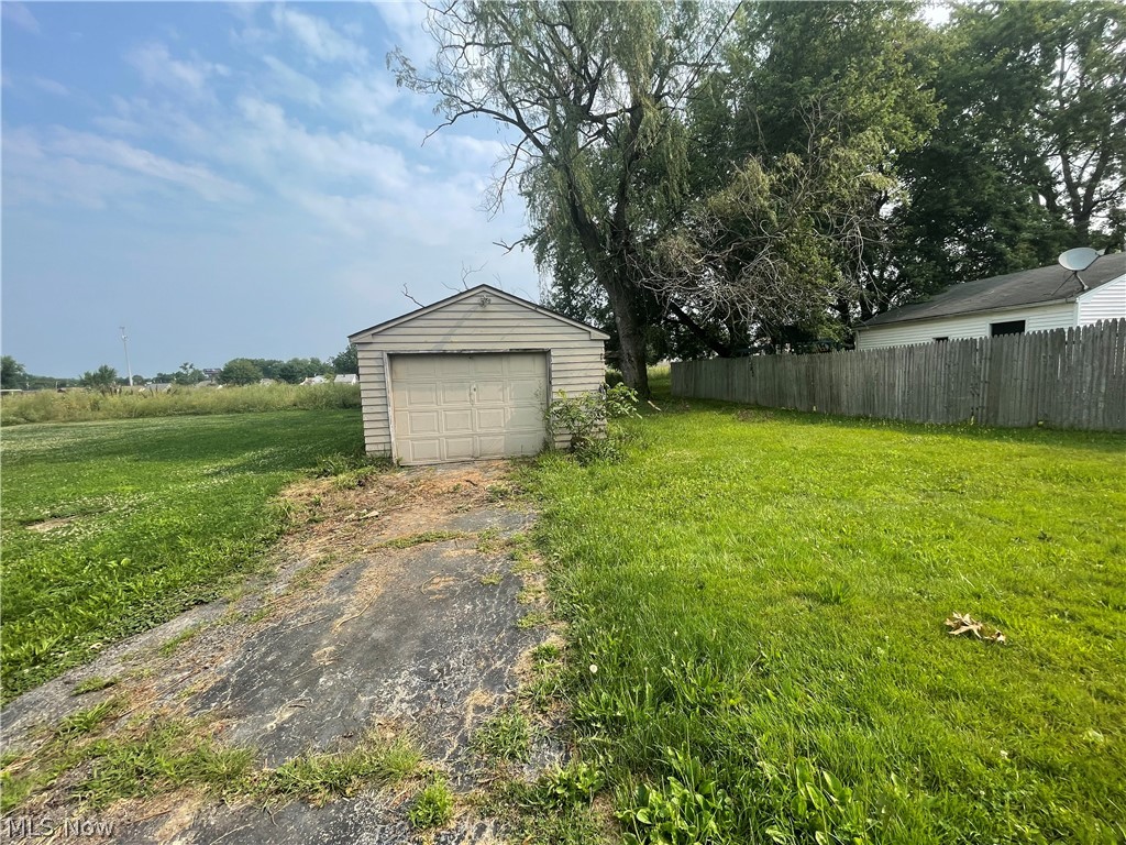 72 Meadowbrook Avenue Boardman OH 44512