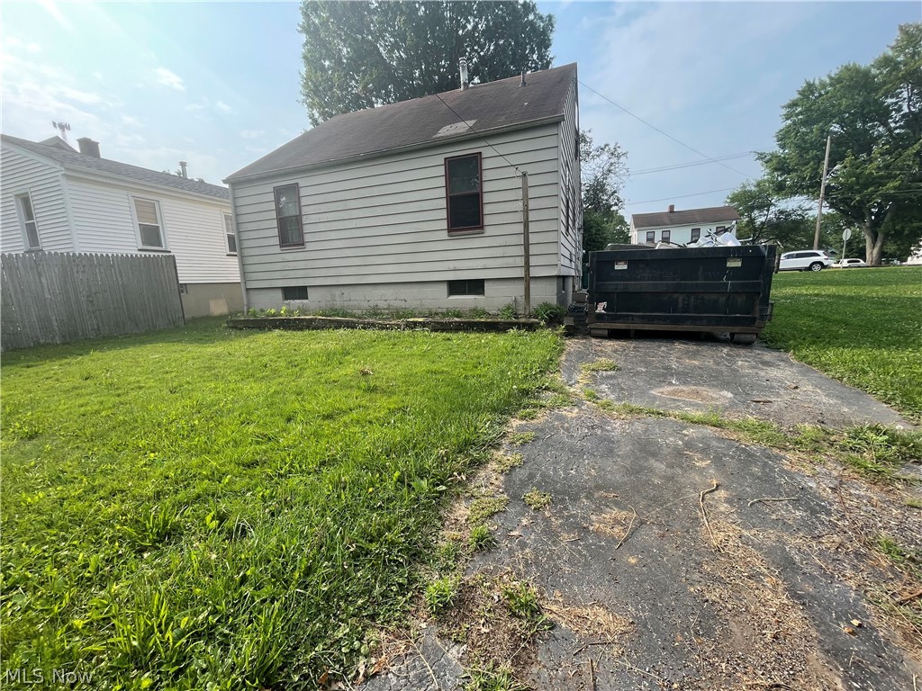 72 Meadowbrook Avenue Boardman OH 44512
