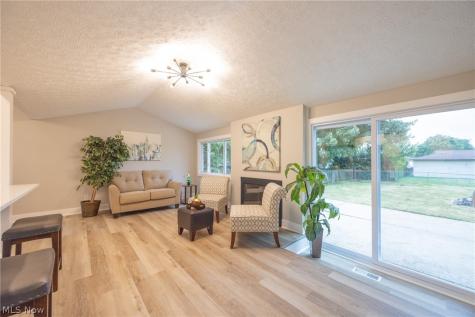 399 Ridgewood Drive Eastlake OH 44095