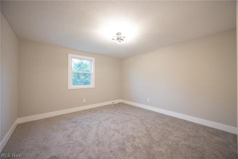 399 Ridgewood Drive Eastlake OH 44095
