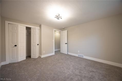 399 Ridgewood Drive Eastlake OH 44095
