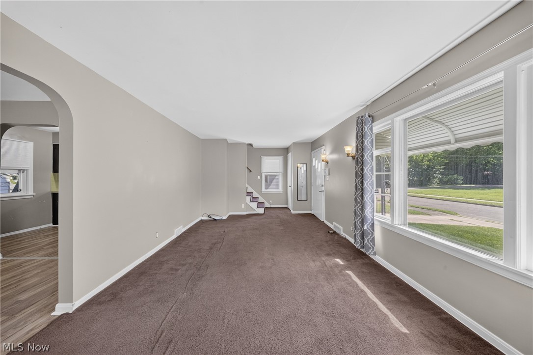 378 Hillwood Drive Akron OH 44320