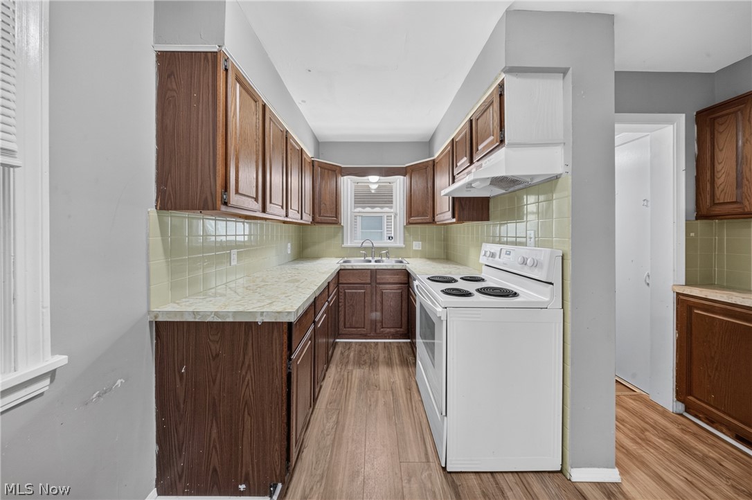 378 Hillwood Drive Akron OH 44320