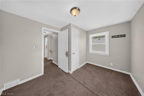 378 Hillwood Drive Akron OH 44320