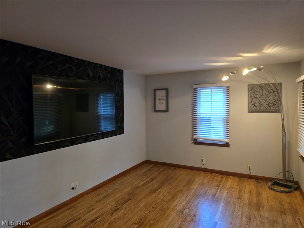 1853 Evergreen Avenue Akron OH 44301
