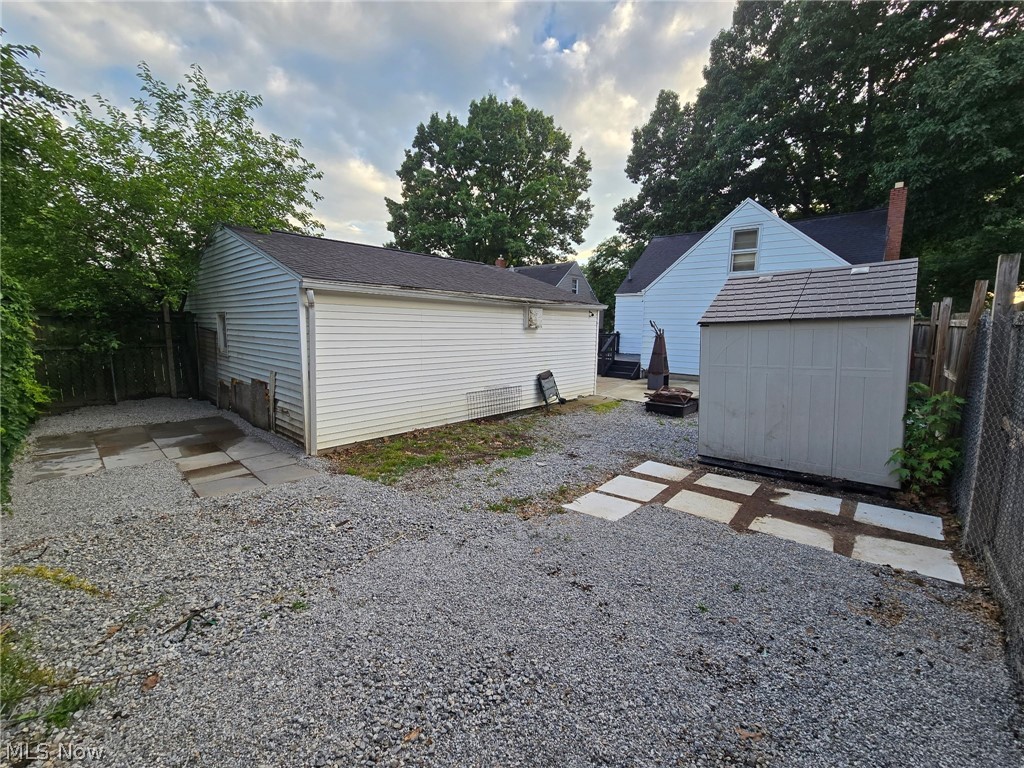 1853 Evergreen Avenue Akron OH 44301