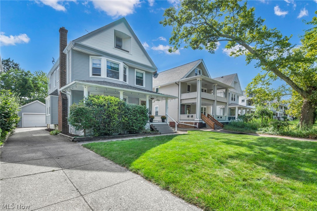 1593 Cohassett Avenue Lakewood OH 44107